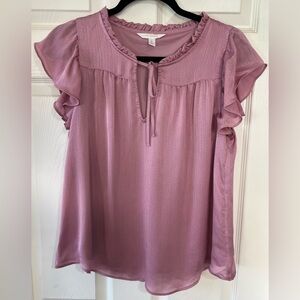 LC Lauren Conrad Pink Flutter Sleeve Blouse – Feminine, Soft, Lightweight-Small